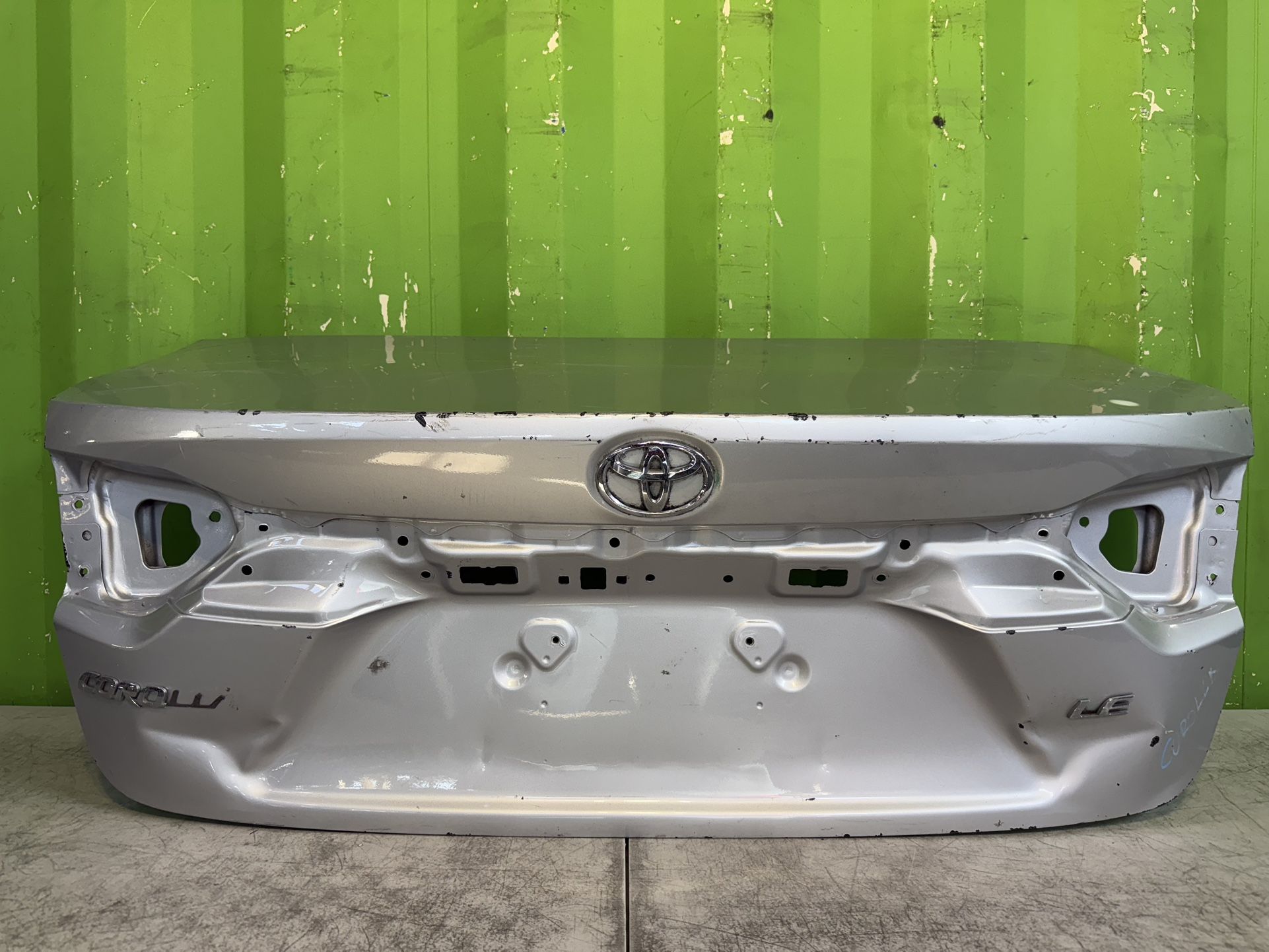 2020 2021 2022 2023 2024 2025 TOYOTA COROLLA TRUNK LID COVER PANEL OEM