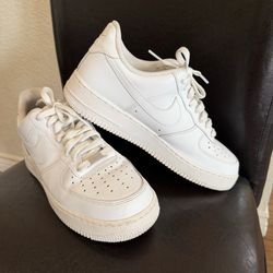 Men’s Nike 8.5