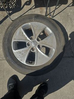 1 Kia rims/tires 16"