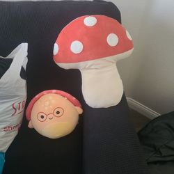 Free! 2 Plushies. Never Used