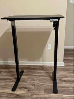 Adjustable Standing desk