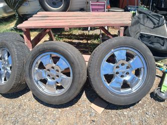 OEM Factory GNC Rimss 3 of 4, 275/ 55R 20 , 450$ for 4 - 20inch Rims OBO