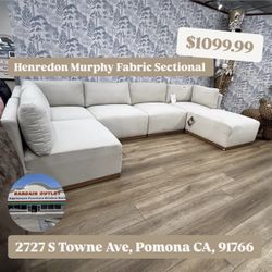 Henredon Murphy Fabric Sectional In White 