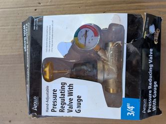 Apollo 3/4" Pressure Reducing Valve with Gauge