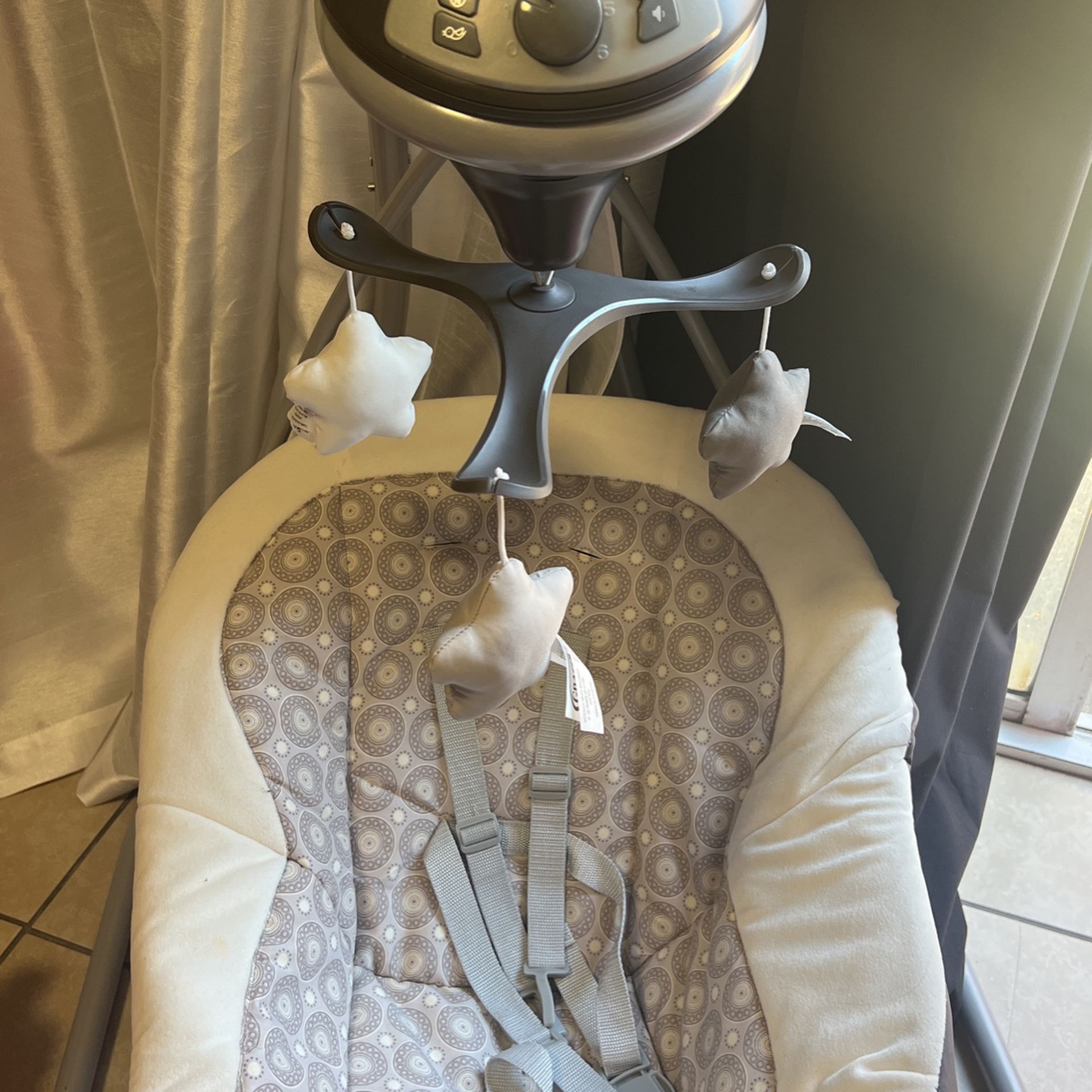 GRACO SWING for Sale in Sacramento, CA OfferUp