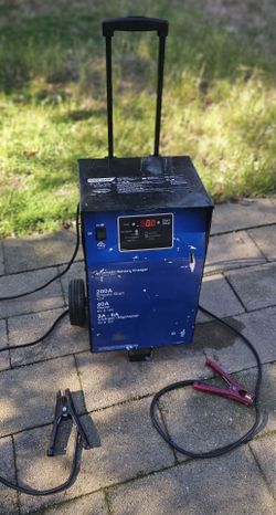 Blue-Point EEBC700VA 200A 12V Automatic Battery Charger & Engine Starter