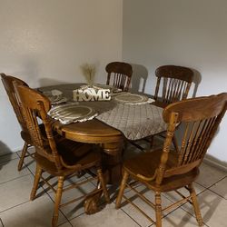 Wood Kitchen Dining Table w/  Chairs 