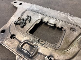BMW E46 330 325 Underbody Reinforcement Skid Plate