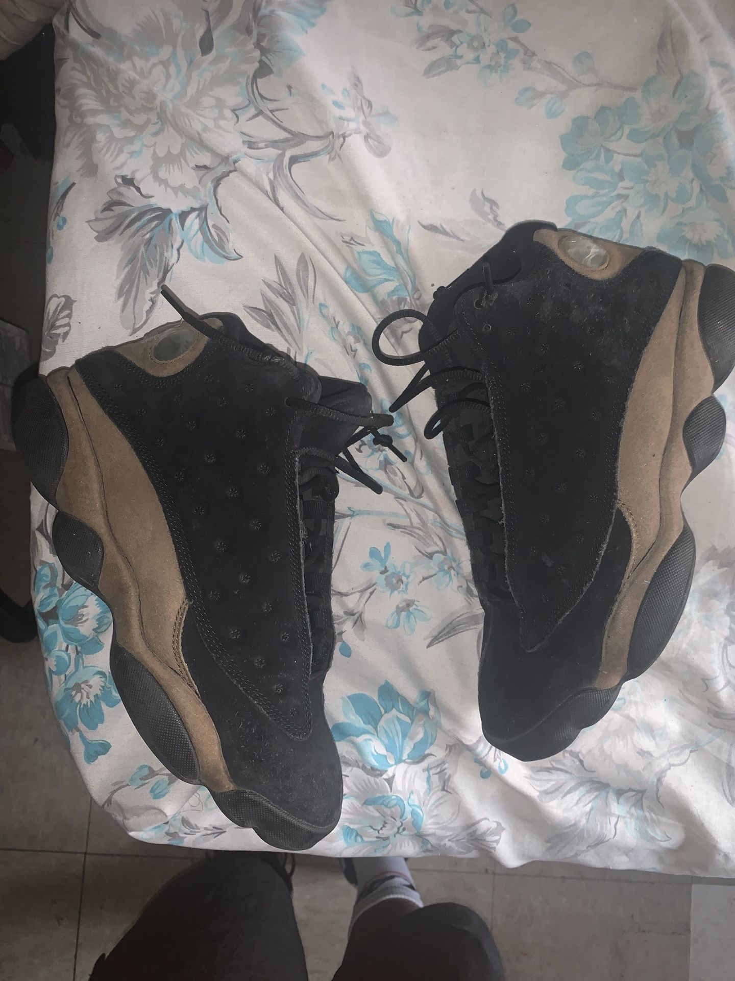 Jordan 13 Black And Olive