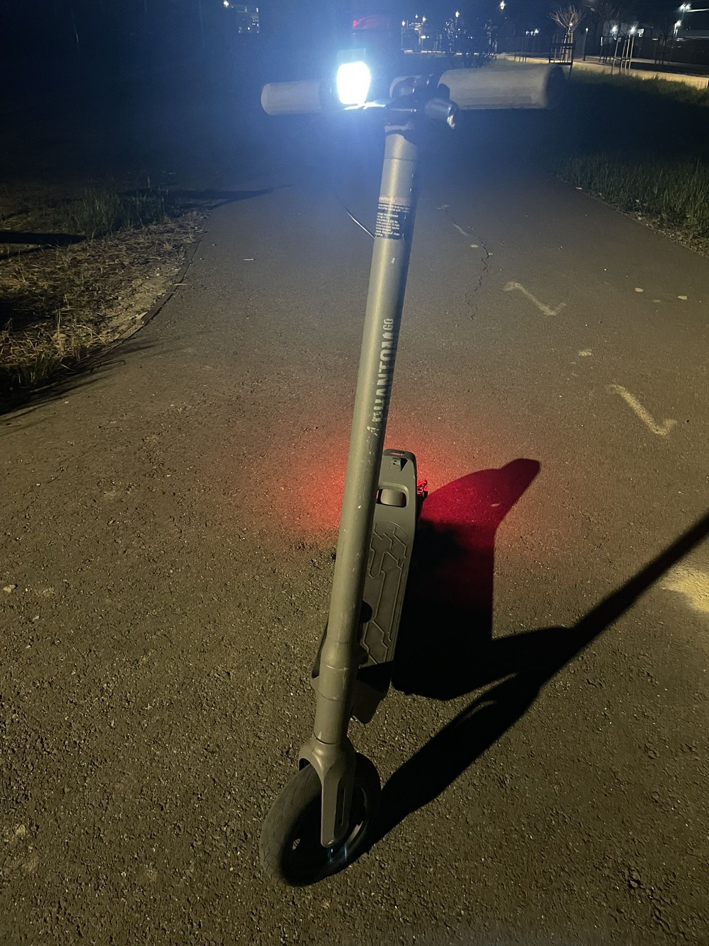 PHANTOM GOGO Foldable Electric Scooter A8 28 Miles App Controlled Grey