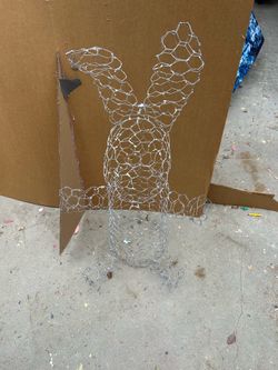 RABBIT TOPIARY NO PLANT