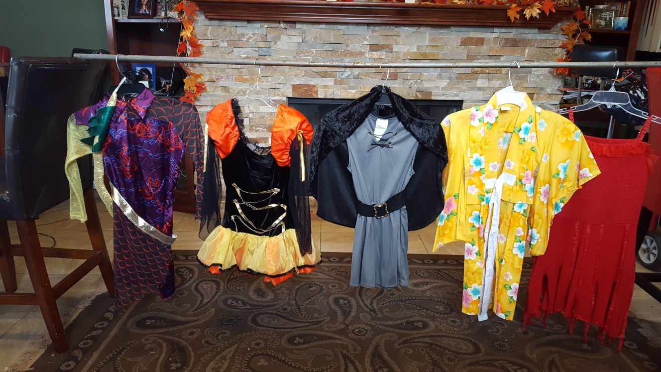 KIDS HALLOWEEN COSTUMES