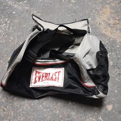 Everlast Small Duffle Bag