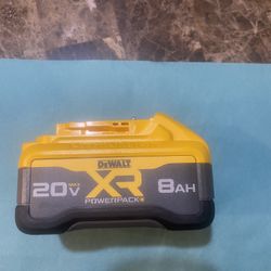 Dewalt XR (1) Battery 8AH Power Pack New/nuevo