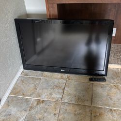 36 In Flat Screen TV/ W Remote