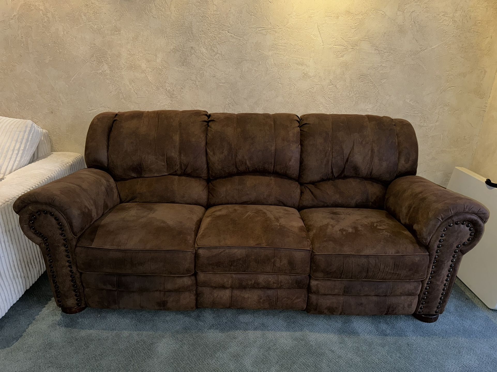 FREE RECLINABLE COUCH