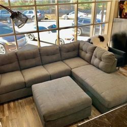 Maier Charcoal RAF Sectional Ashley / couch /Living room set