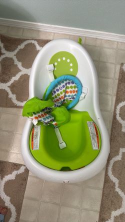 Baby bath tub
