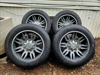 20" Xtreme Mudder Rims with All terrain Tires