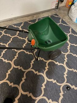Scotts Standard Broadcast Spreader