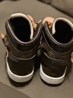 Off-Louis x Nike Air Jordan 1 Size US 10/EU 41 for Sale in Austin, TX -  OfferUp