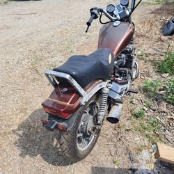 1983 Honda 550 nighthawk
