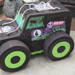 Glo's Custom Made Piñatas 