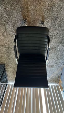 Swivel  Executive Chair