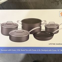 New in Box Cuisinart 9pc Set