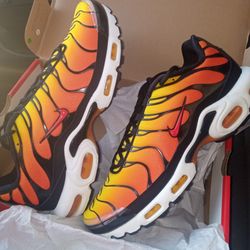 Nike Air Max Plus 