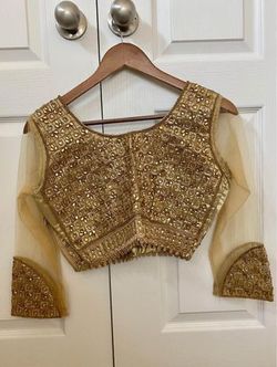 Gorgeous Saree with designer blouse! 🎉