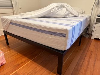 QUEEN BED MUST BE PICKED UP THIS FRIDAY 10am-12pm