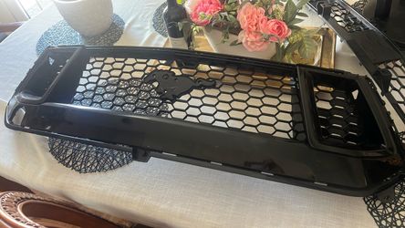 Mustang GT 2024Black Honeycomb Front Bumper Grille