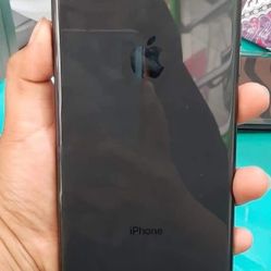 iPhone 8 Plus