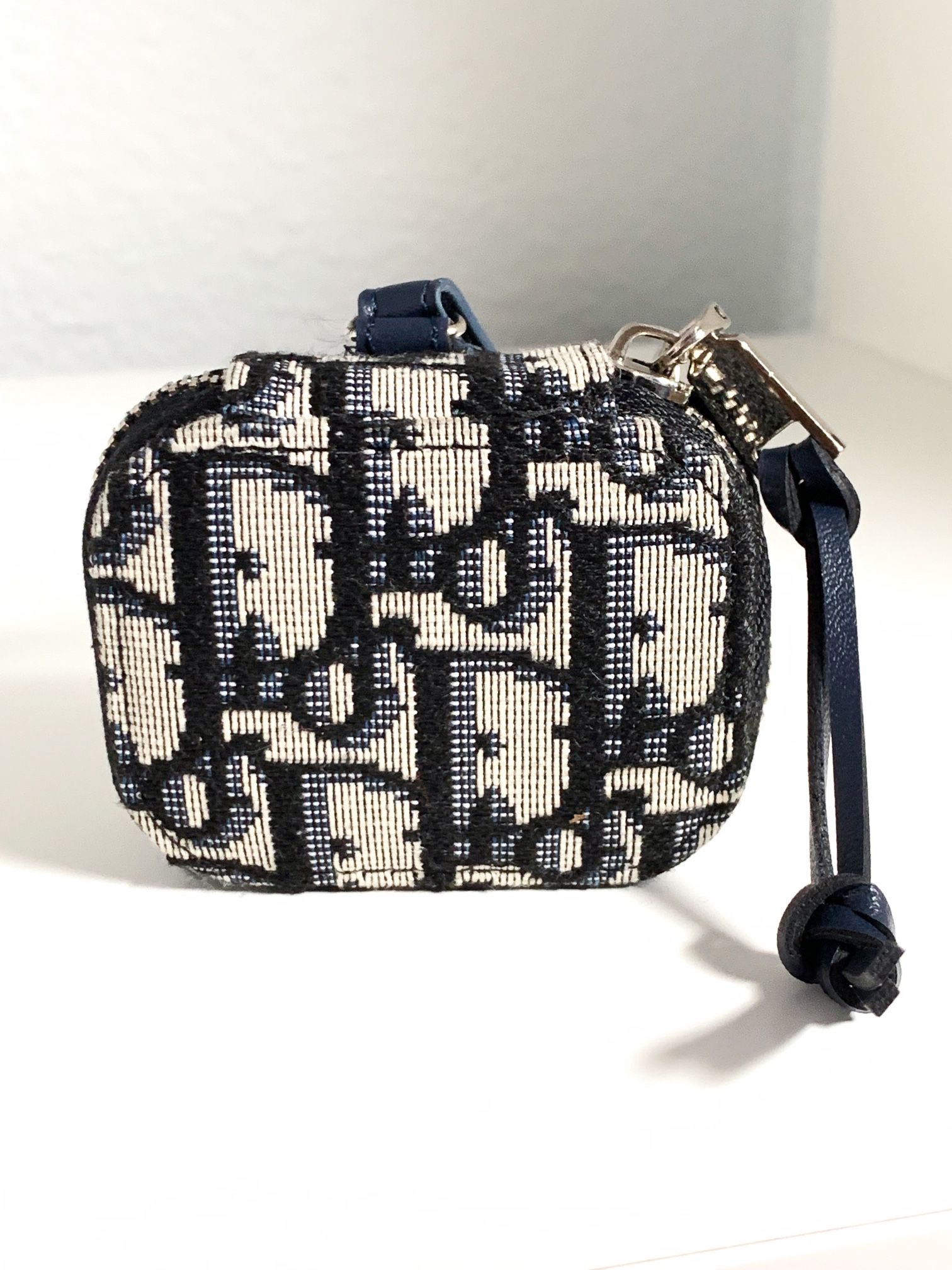 Apple AirPods Pro & Christian Dior Case (Limited edition ) for