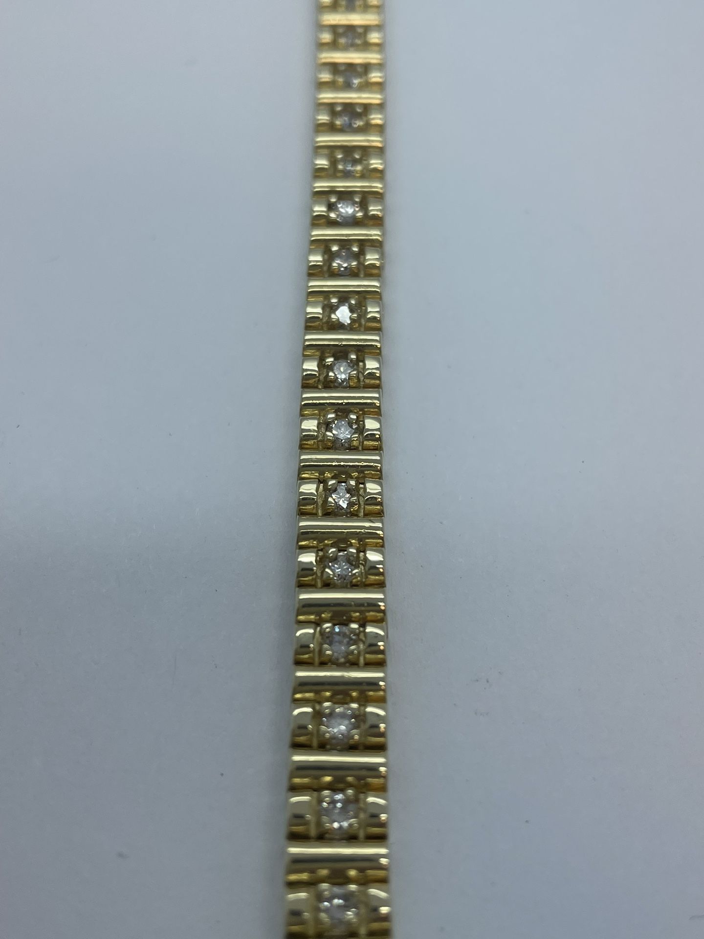14 k gold 1.5ct diamond bracelet. New.