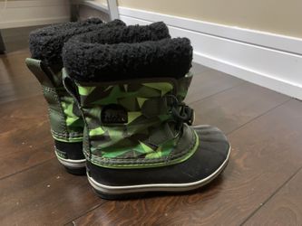 Sorel boots For Kids Size 12.5