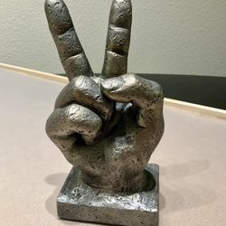 Peace Sign Statue/Artwork