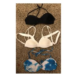Wet seal Bikinis top bundle size s,m