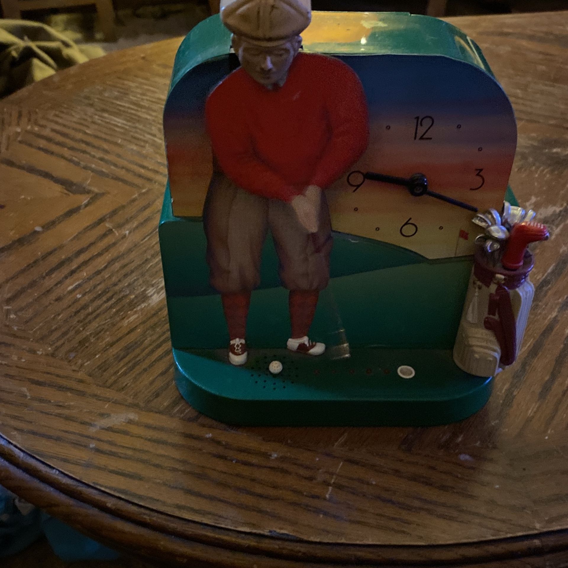 VINTAGE THE ORIGINAL "GOLF CLOCK"