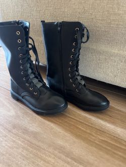 Kids Black Winter / Halloween Boots /Size 4