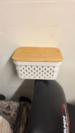 Storage bins