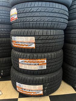 Arroyo Grand Sport A/S 225/45ZR18 95W XL Tires – Set of 4