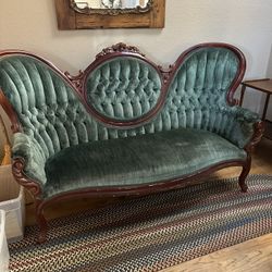 Old Fashion Sofa & Matching His & Her Chairs 