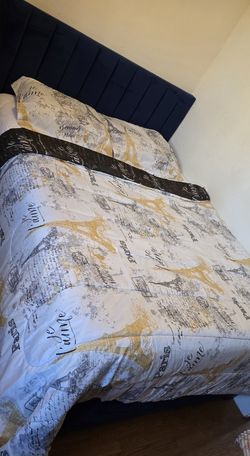 Comforter Set , Paris Golden  