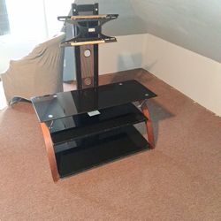 Tv Stand ,3 Level Of  Glass To Any Decorection
