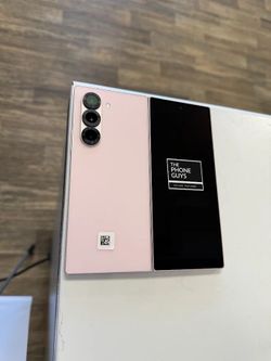 Samsung Galaxy Z Fold 6 (Unlocked) 512GB Good Condition - Payment Plans Available