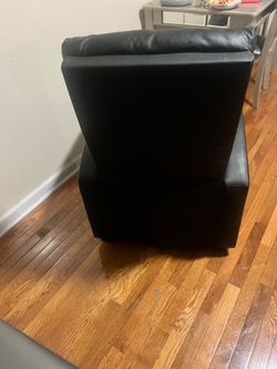 Recliner sofa