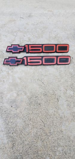454 SS Door 1500 Emblems / Chevy Sport 1500 Door Emblems