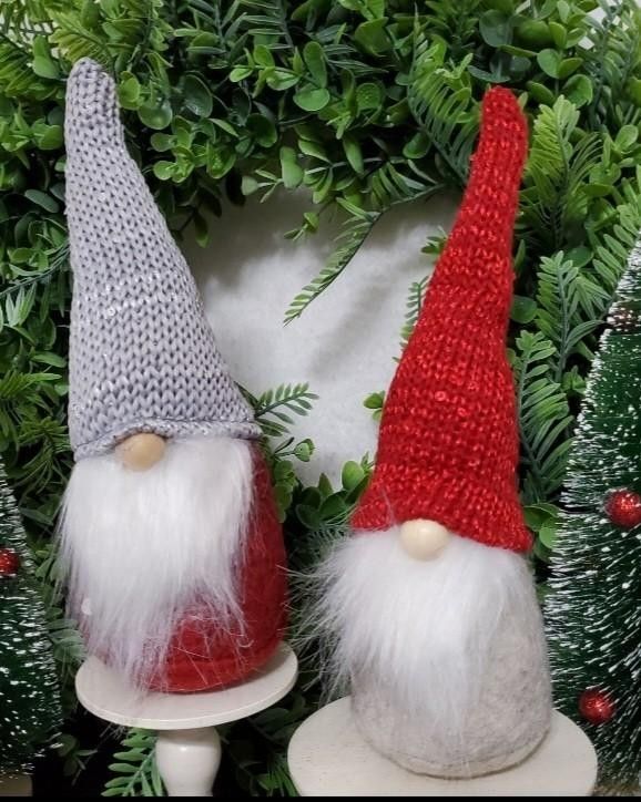 Two Cute Christmas Gnomes (Fabric)